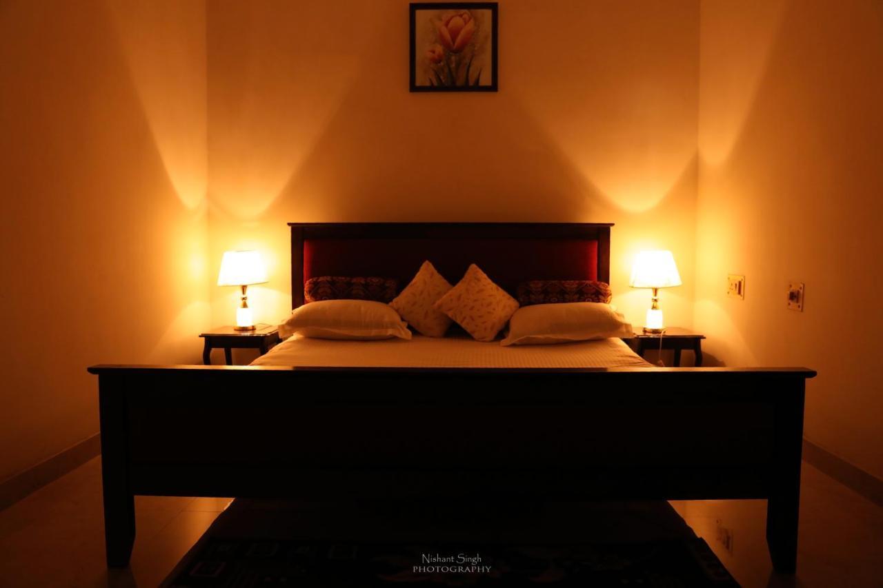 Tattva Luxurious Apartment Benares Buitenkant foto